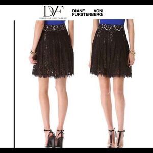 Diane Von Furstenberg KIERAN Black Lace Pleated Sz 10